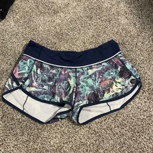 Lulu lemon Mult-colored workout shorts